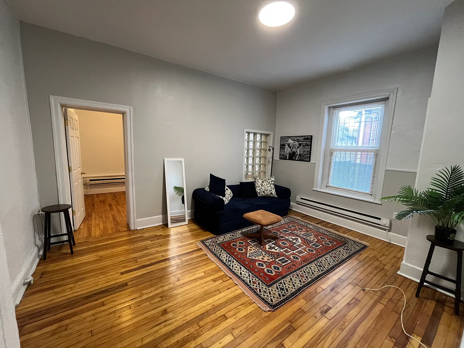 2 bed, 800 sqft, $1,400 — Photo 1