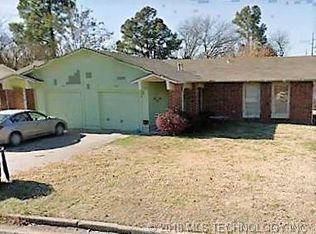 6608 S Rockford Ave, Tulsa, OK 74136