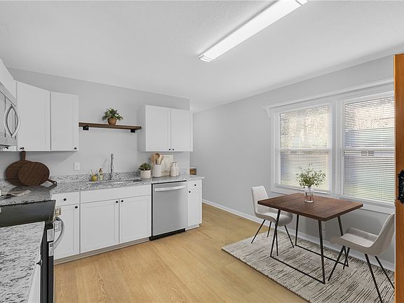 4th image of 105 G St