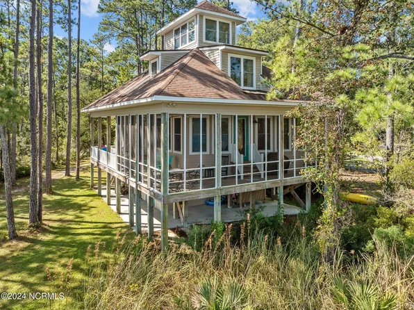 42 Lori Lane, Oriental, NC 28571