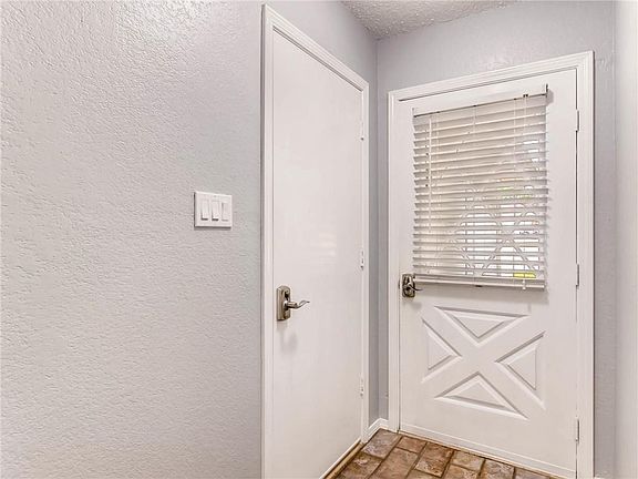 5th image of 2603 Worth Forest Ct