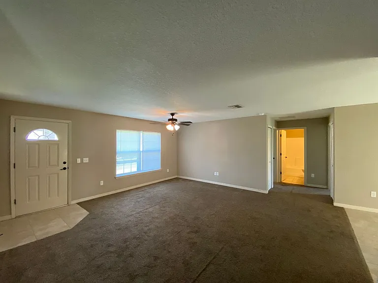16618 SW 31st Cir — Photo 14