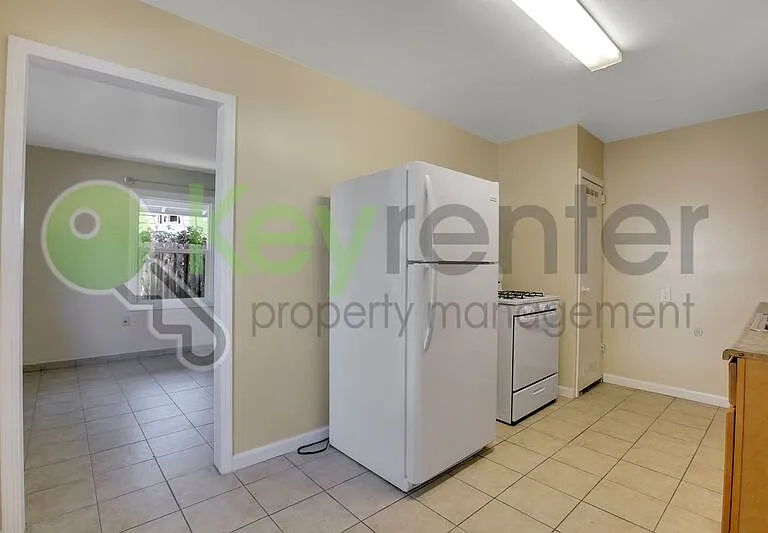 3116 2nd Ave #B — Photo 9