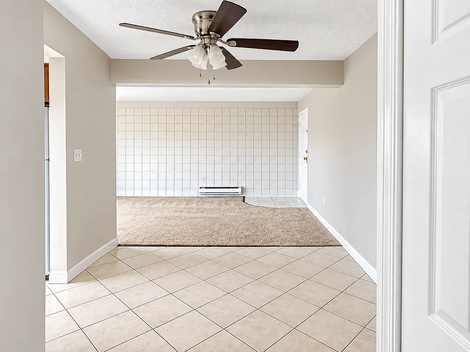 Carpeted 1 BR