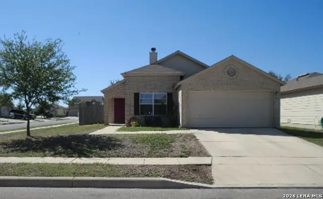 4 bed, 2.0 bath, 1675 sqft, $2,000 — Photo 2