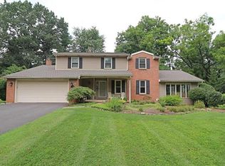 21 Sutton Pl, Easton, PA 18045