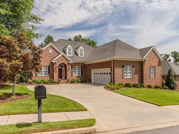 2nd image of 4138 Shady Oaks Dr