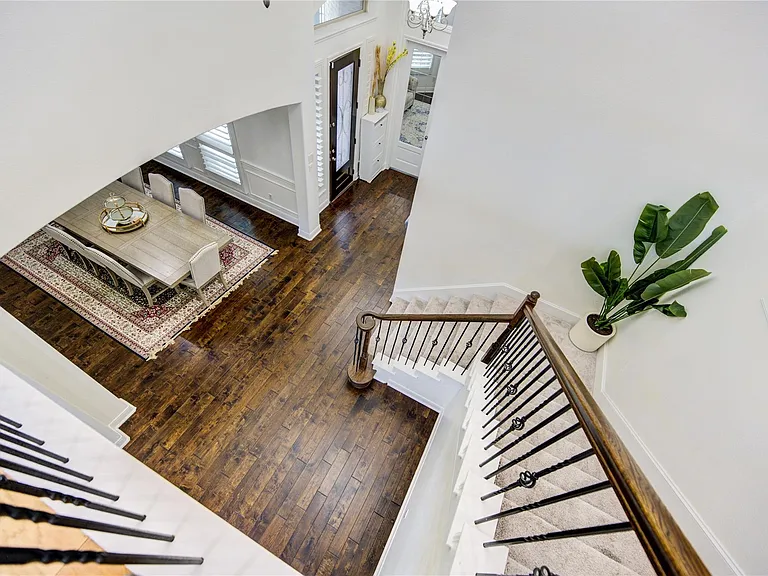 10702 Claythorne Ct — Photo 32