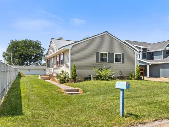 111 Superior St, Portage, WI 53901