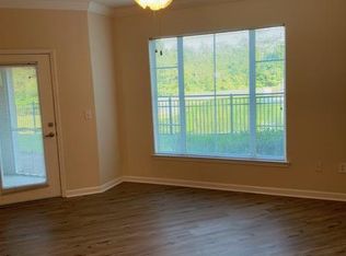 8290 Gate Pkwy #604, Jacksonville, FL 32216