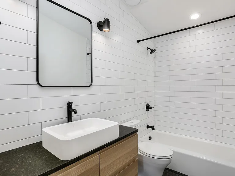 1720 Dover St — Photo 18