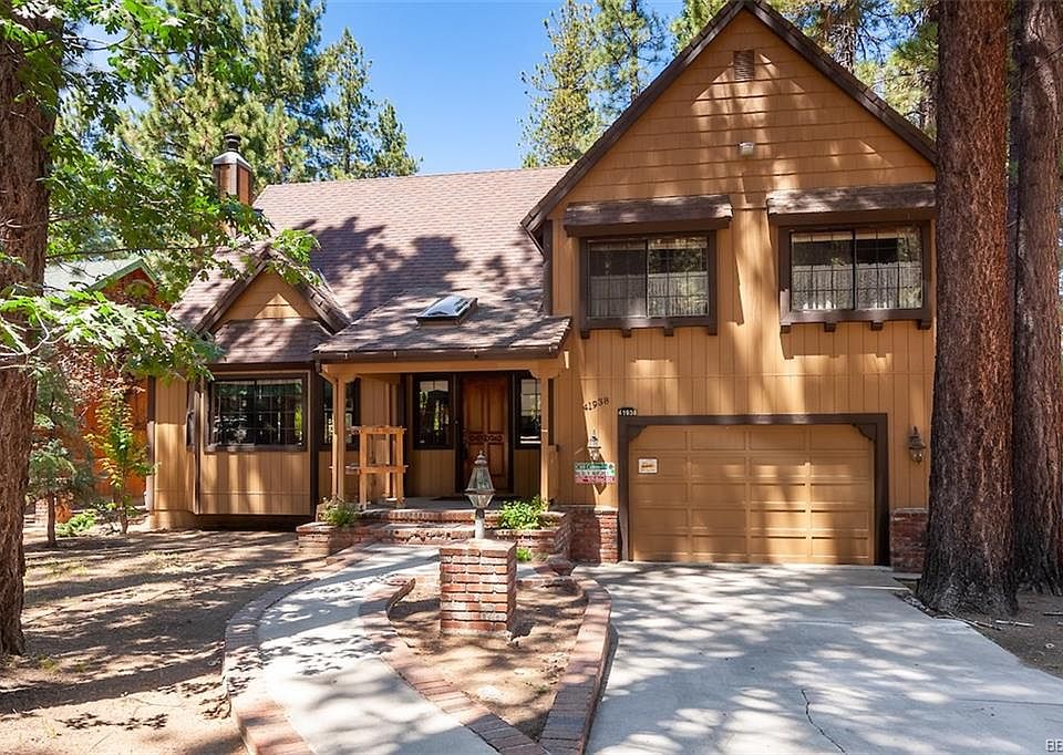 1st image of 41938 Evergreen Dr