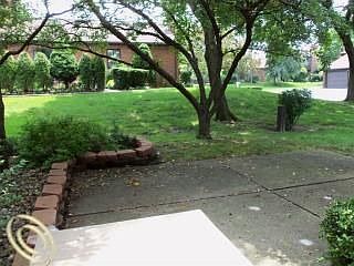 3rd image of 3039 Lindenwood Dr #105