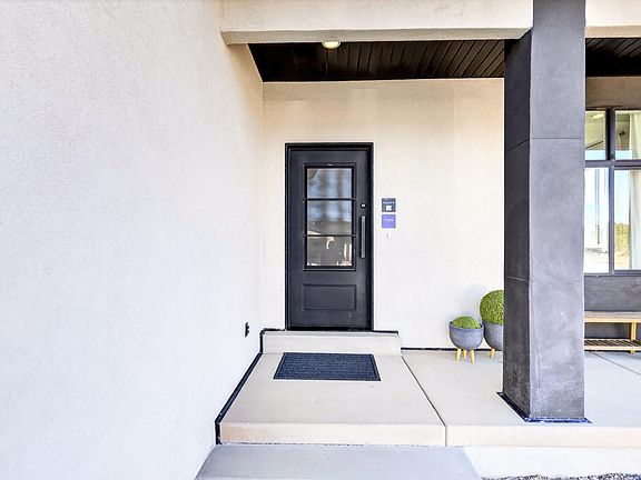 4th image of 2549 W Black Sage Dr