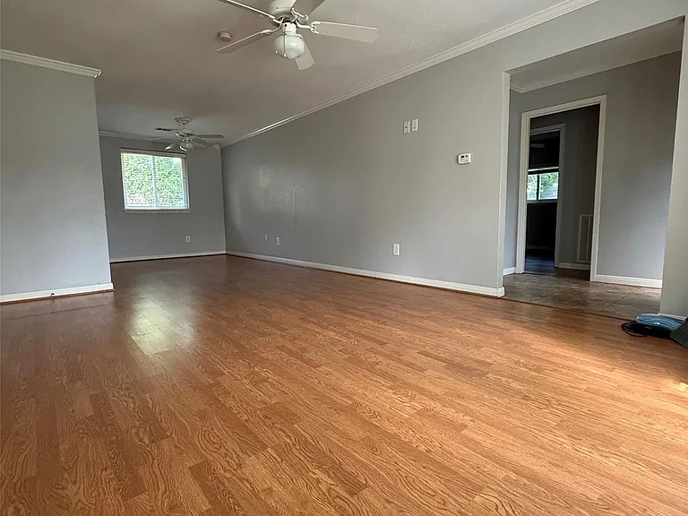 509 Avondale Ln — Photo 5