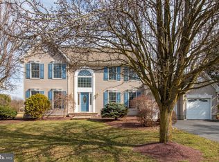 58 Amberfield Rd, Robbinsville, NJ 08691
