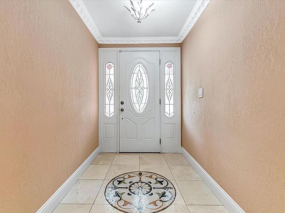 3rd image of 6382 San Anselmo Way
