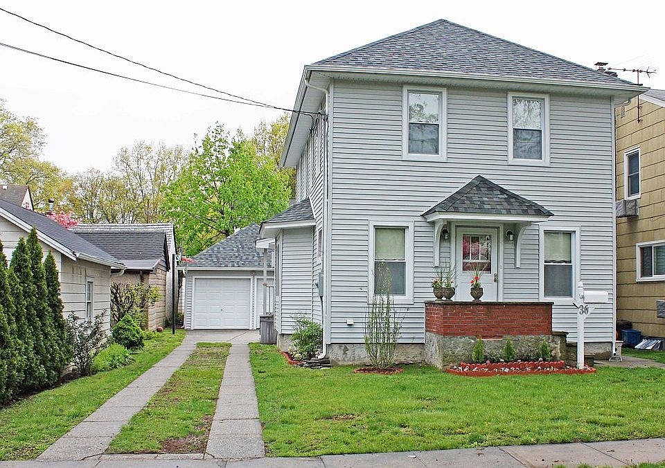 1st image of 36 Oak St