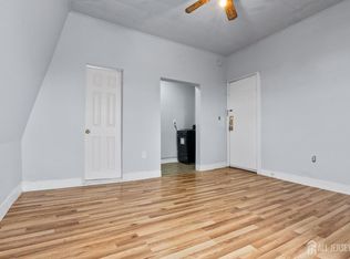 120 N Broadway #4, South Amboy, NJ 08879