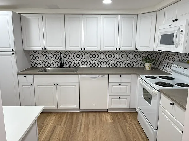 3 bed, 1.5 bath, 1268 sqft, $2,250 — Photo 4