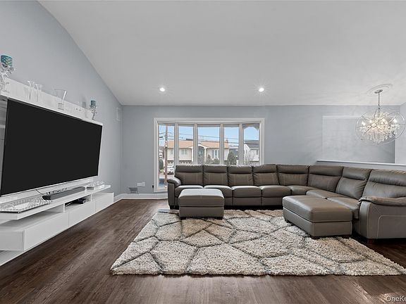 5th image of 2812 Covered Bridge Road