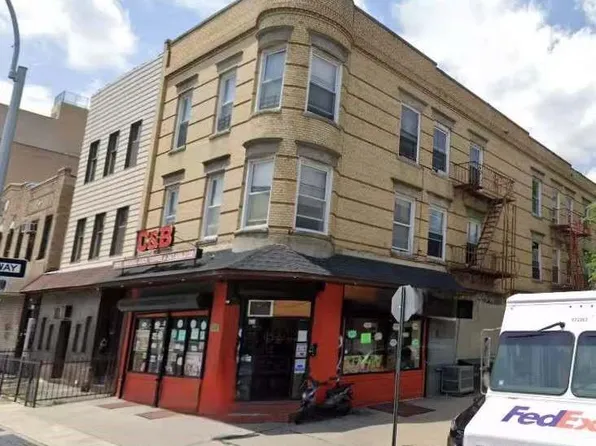 4002 8th Ave, Brooklyn, NY 11232