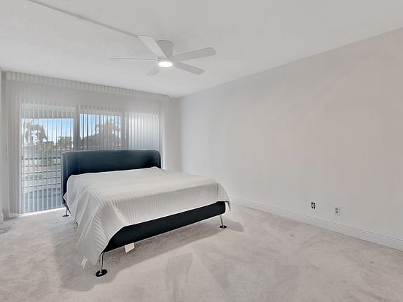 4th image of 3590 Via Poinciana #205-205-205