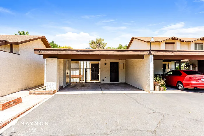 4558 W Maryland Ave — Photo 1