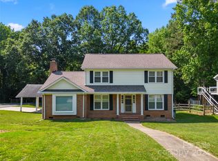 425 Kelford Ln, Charlotte, NC 28270