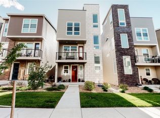 586 E Hinsdale Ave, Littleton, CO 80122