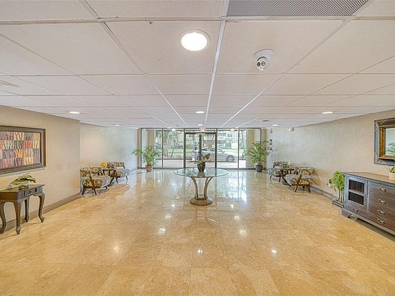 4th image of 1805 Sans Souci Boulevard #403