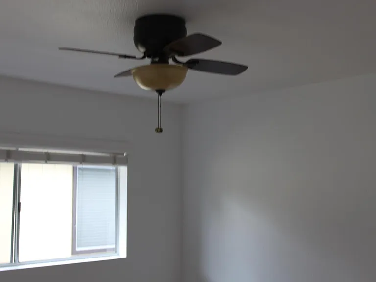 219 Chesterfield Dr #3 — Photo 1
