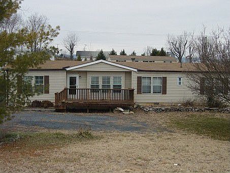 3rd image of 26201 Old Valley Pike