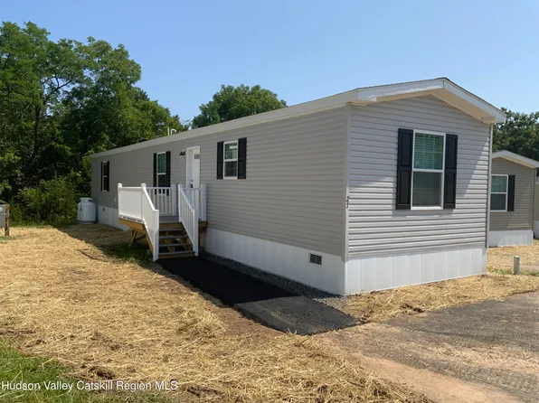 1154 Us-9 #27, Hudson, NY 12534