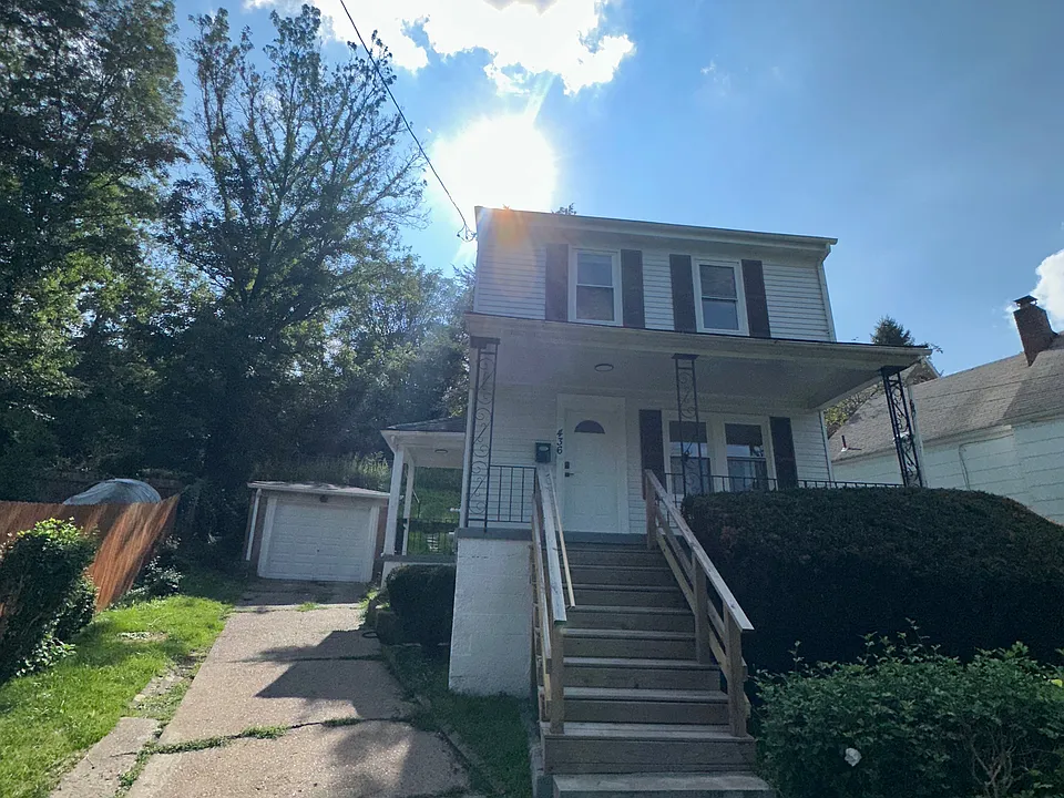 436 Cline St