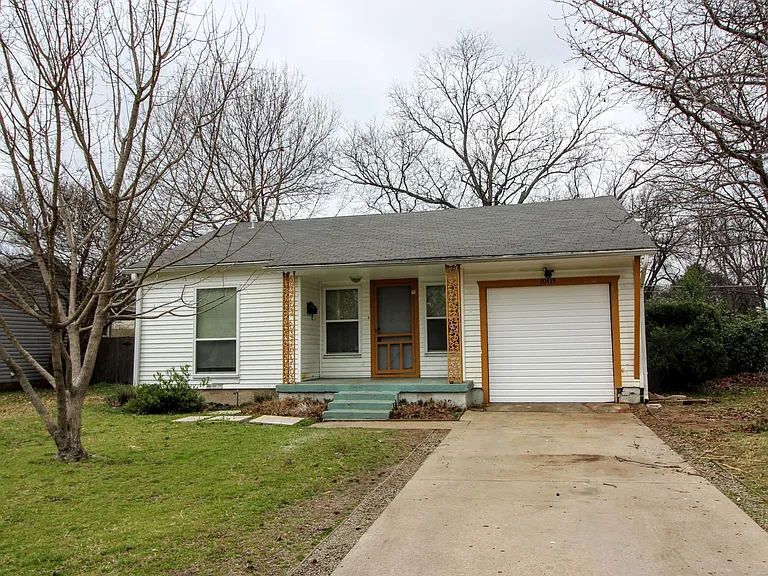 10415 Losa Dr — Photo 2