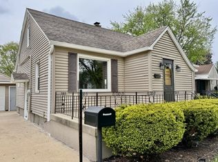 325 W 3rd St, Spring Valley, IL 61362