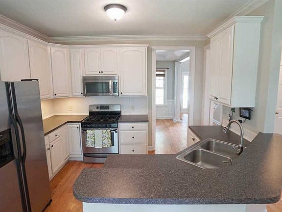 4th image of 706 E Holding Ave