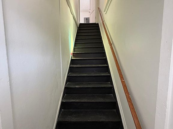 2nd image of 422 W High St #2