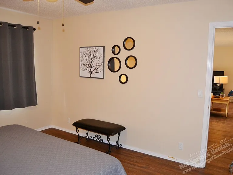 4 Astorga Cir — Photo 15