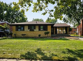 29239 Norma Dr, Warren, MI 48093