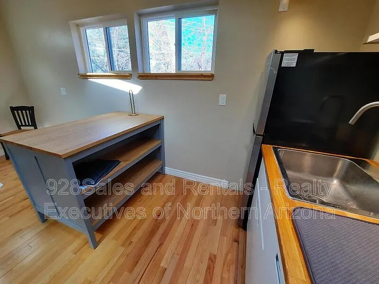 2304 N Talkington Dr — Photo 4