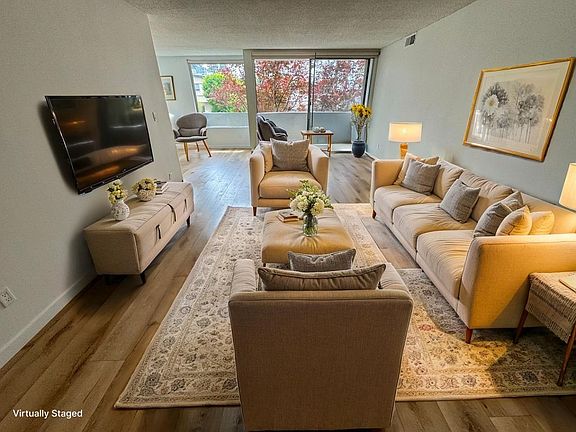 2nd image of 1547 N Hayworth Ave APT 101