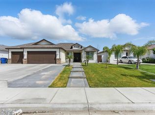 7900 Linden Tree Ave, Bakersfield, CA 93313