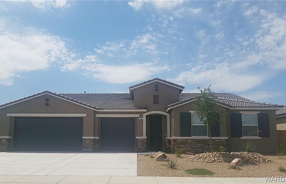 2nd image of 505 Wagon Wheel Dr