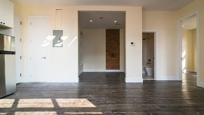 Rented by Nooklyn NYC LLC | media 23