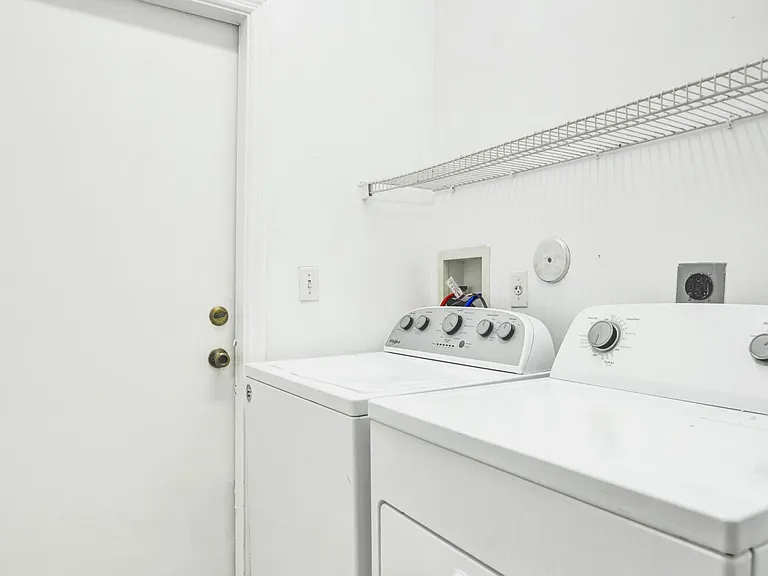 3717 Pebblebrook Mnr — Photo 57