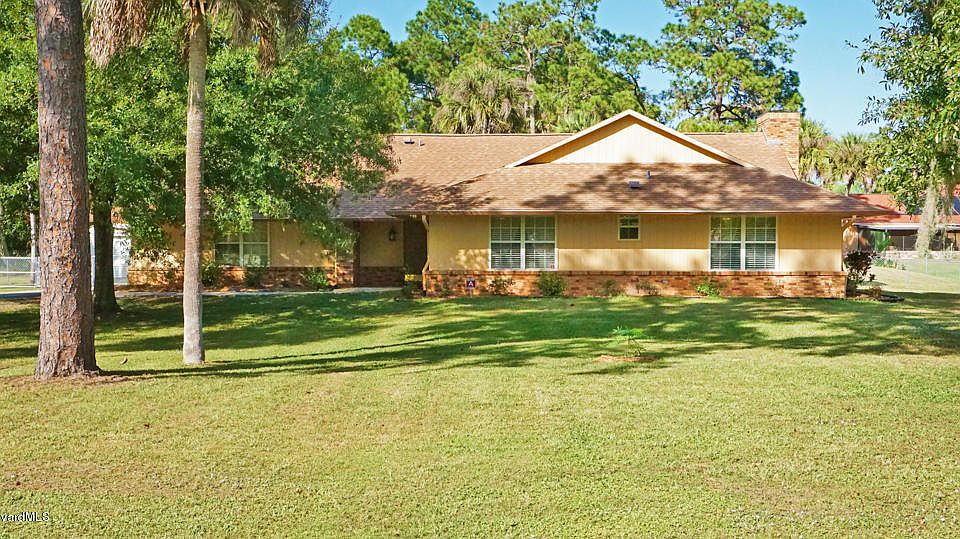 1st image of 1810 Hidden Lake Dr