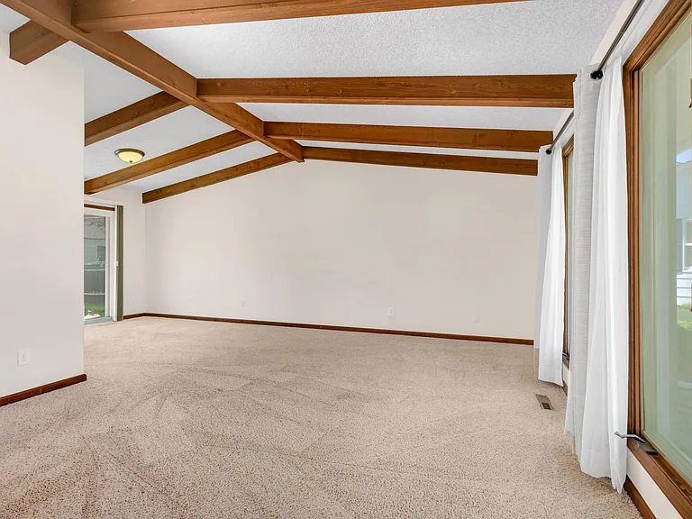 1410 Allison Dr — Photo 20