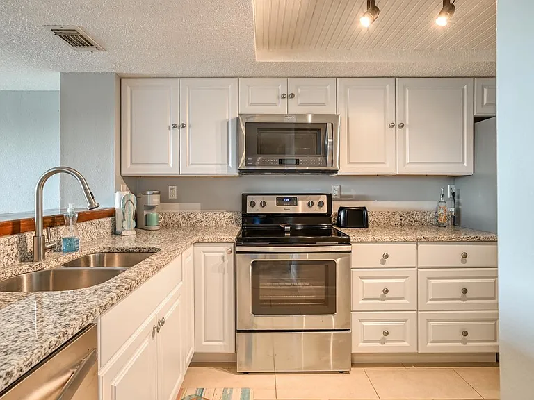 120 Sunset Harbor Way #204 — Photo 23